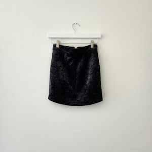 F21 | Black Crushed Velvet Skirt with Exposed Zipper